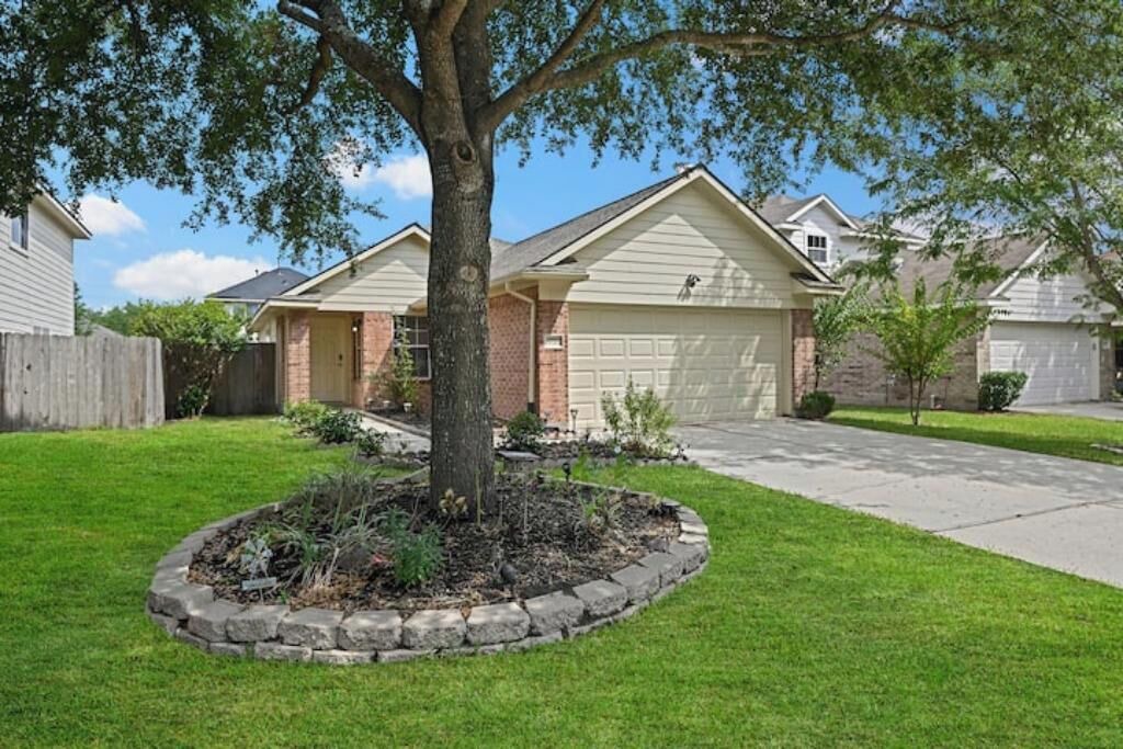 Photo of Outdoor in Humble