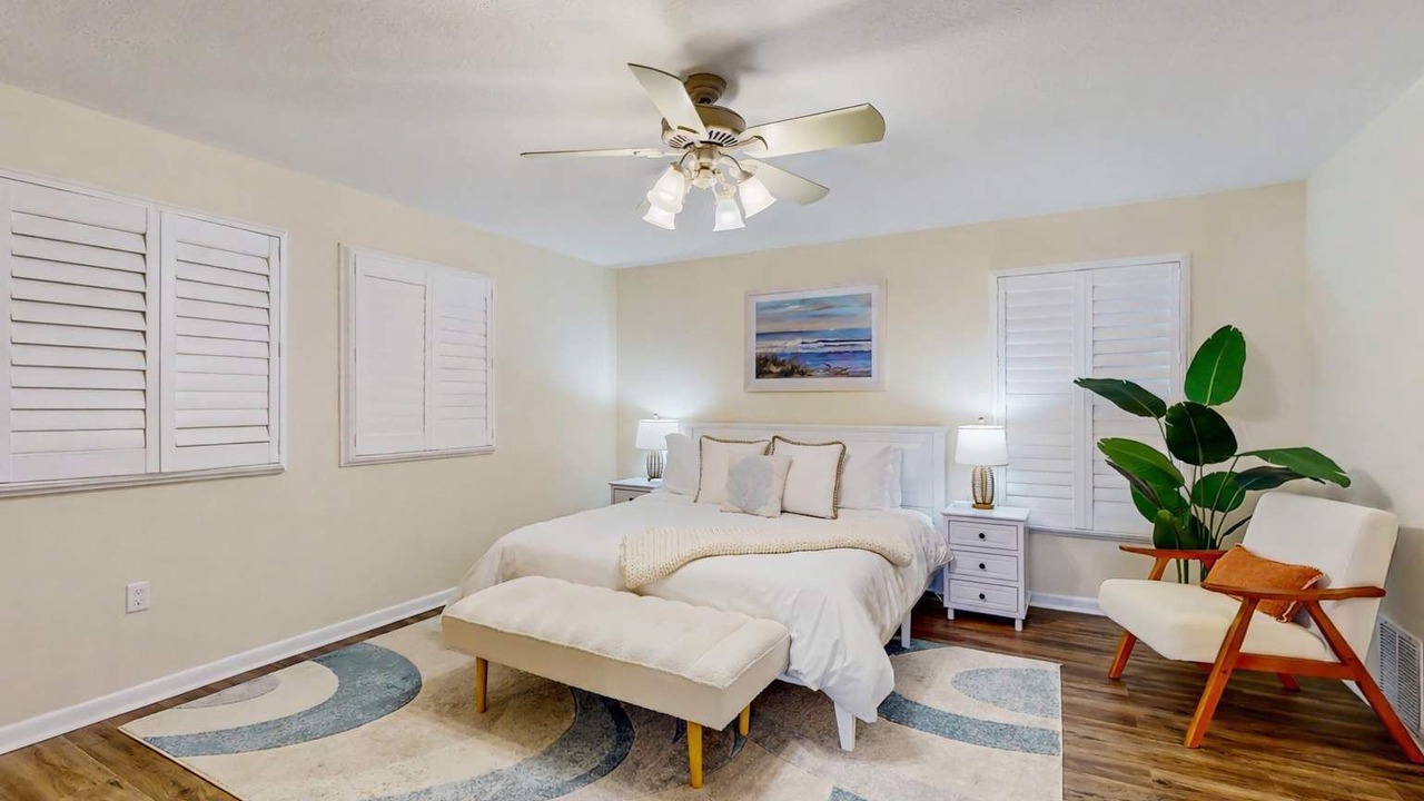 Photo of Bedroom in Seminole