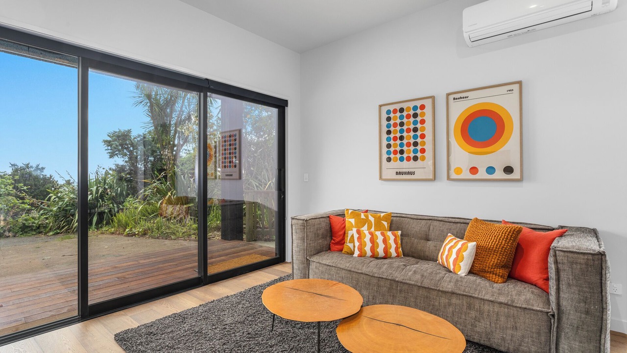 Photo of Livingroom in Ohope