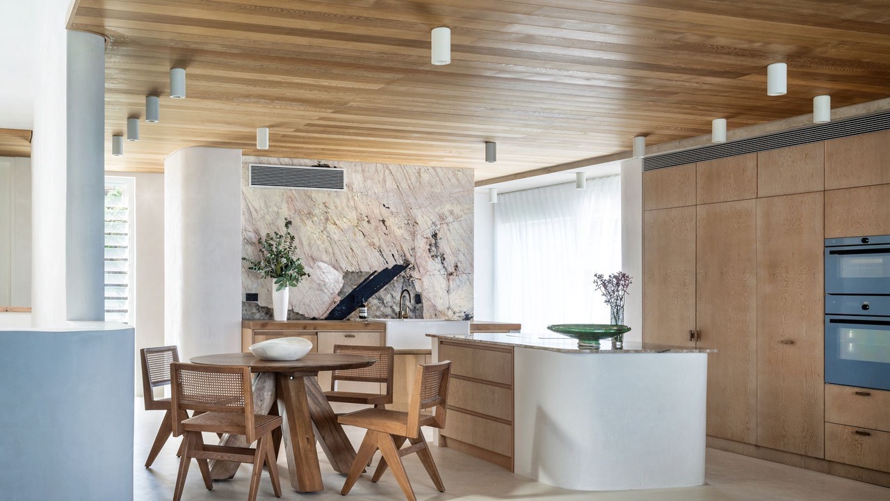 Photo of Others in Bronte