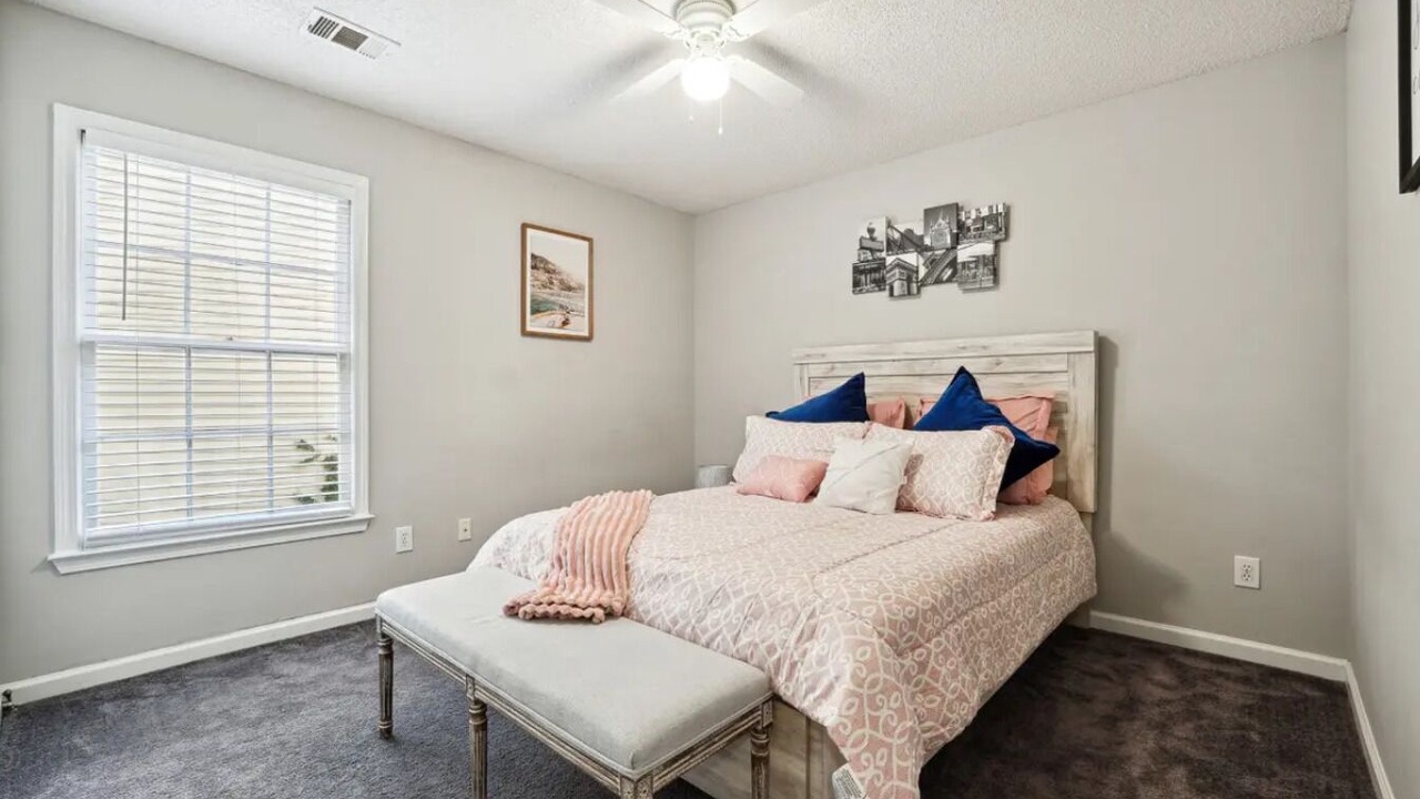 Photo of Bedroom in Johns Creek
