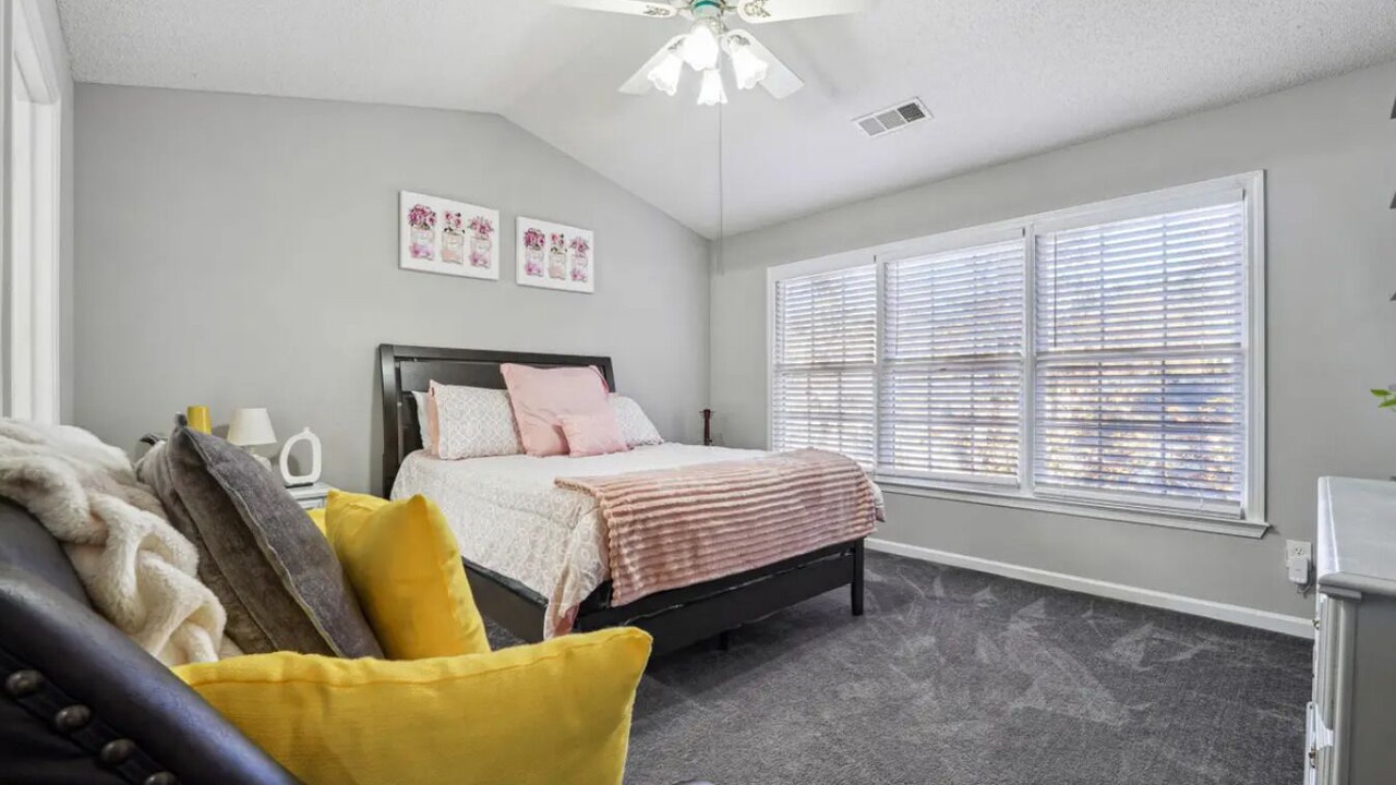 Photo of Bedroom in Johns Creek