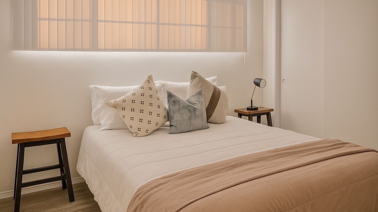Photo of Bedroom in Oleander - Sunset