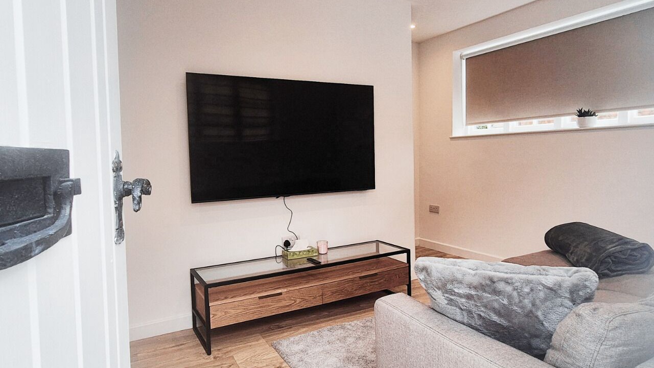 Photo of Livingroom in Calverton