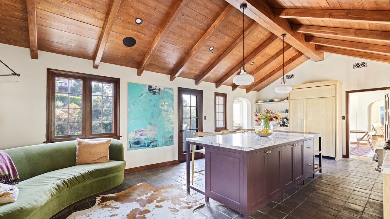 Photo of Livingroom in Los Feliz