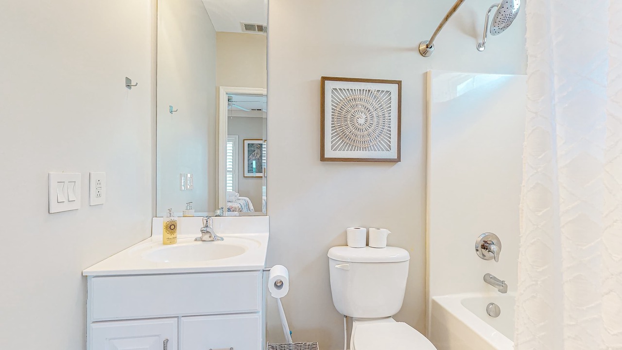 Photo of Bathroom in Waters Edge
