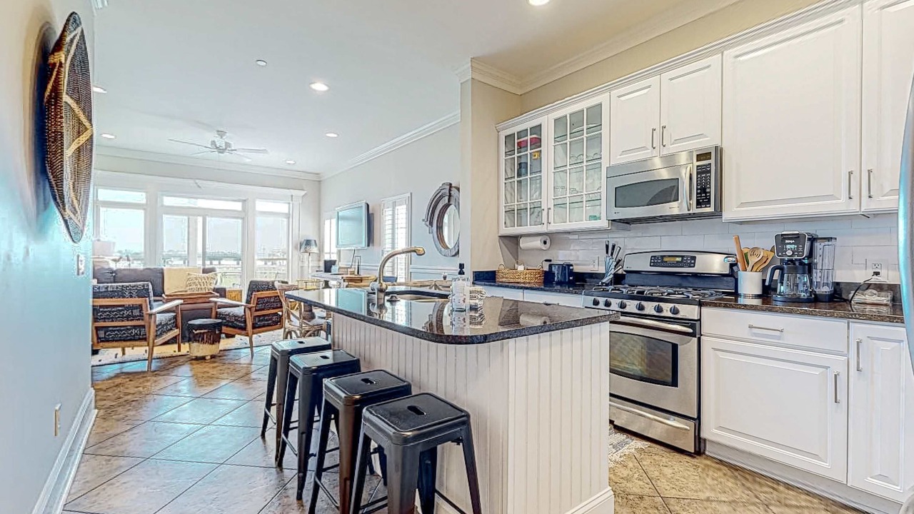 Photo of Kitchen in Waters Edge