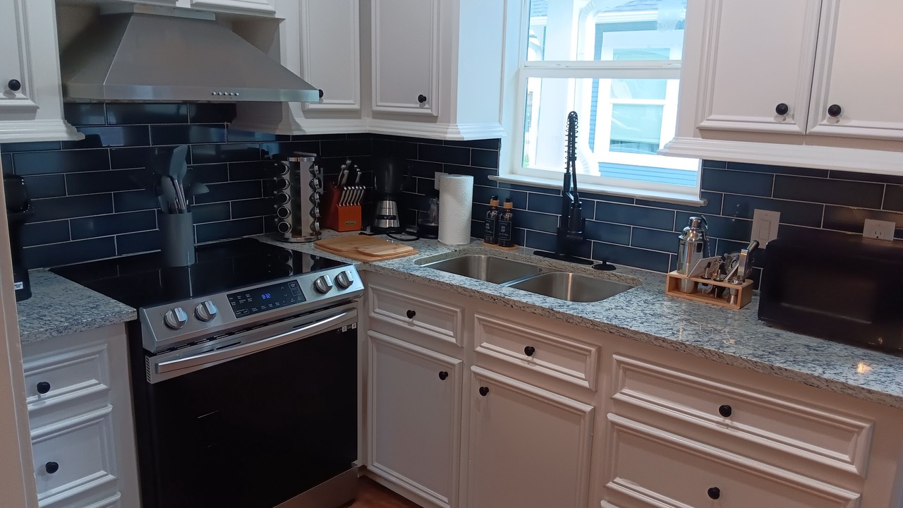 Photo of Kitchen in Washington Ave./ Memorial Park
