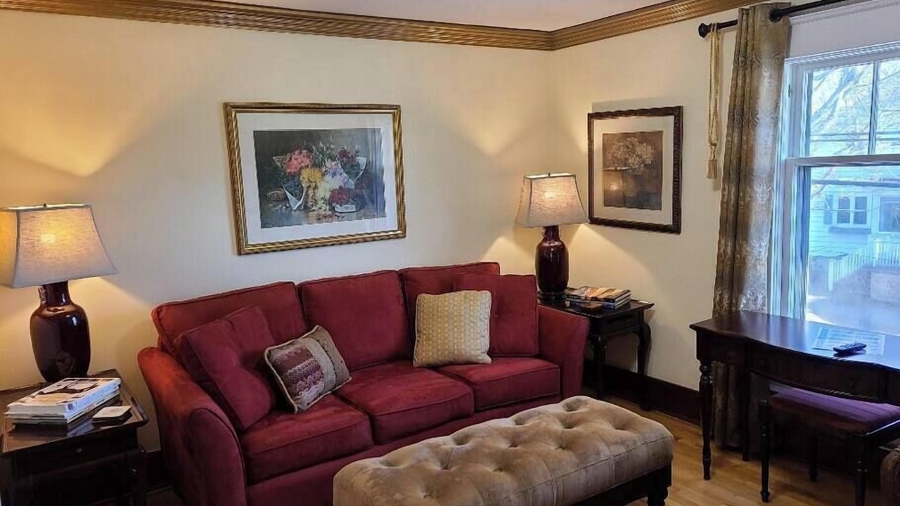 Photo of Livingroom in North End