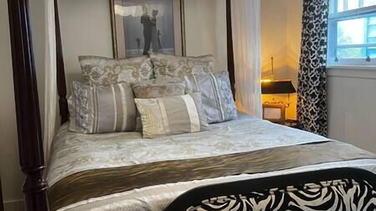 Photo of Bedroom in North End