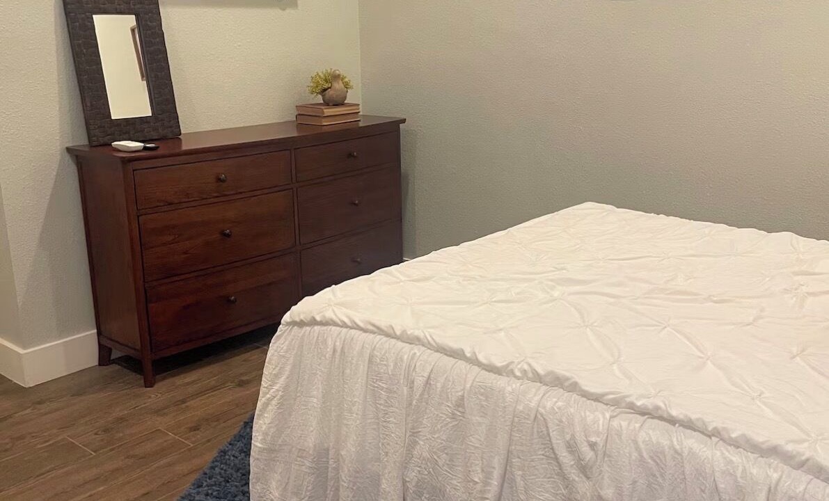 Photo of Bedroom in Sealy