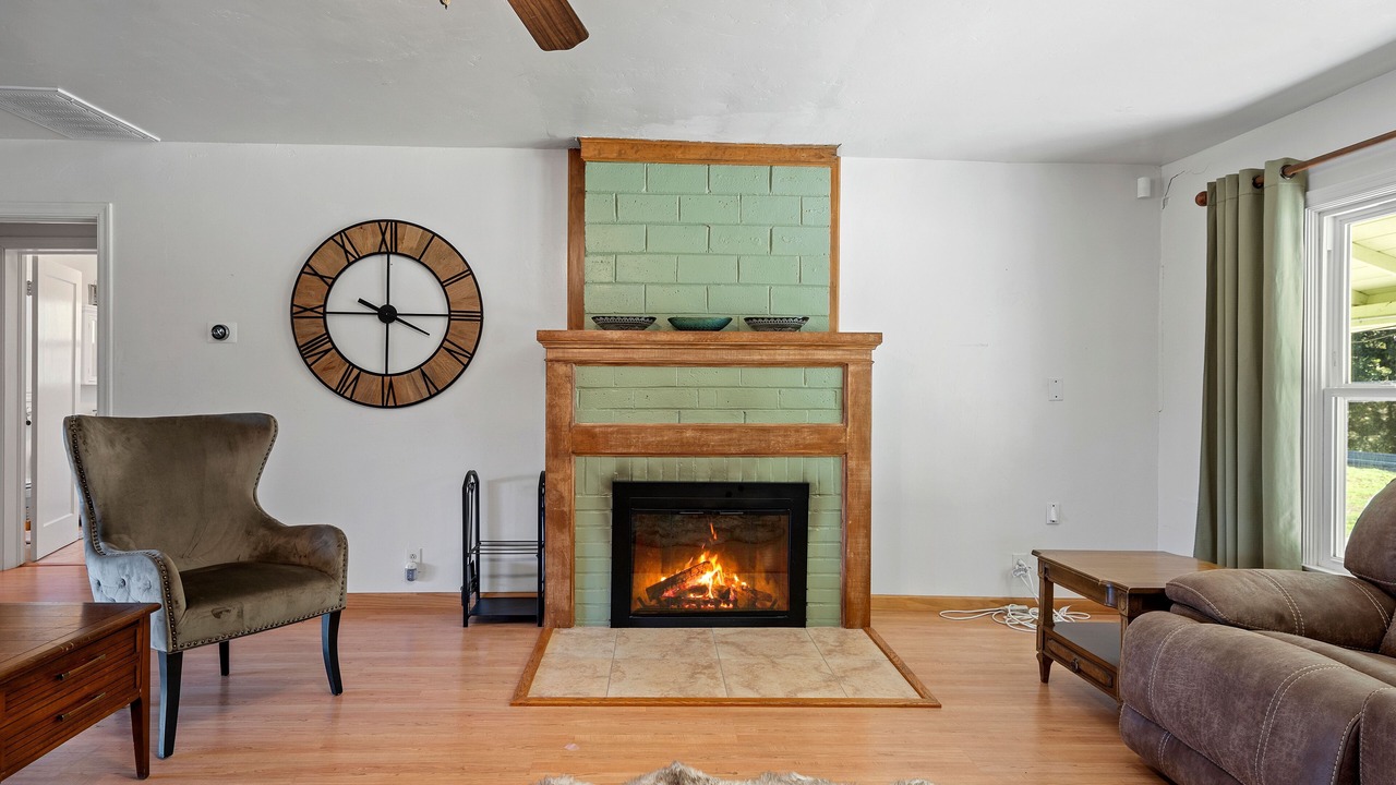 Photo of Others in Nicolaus