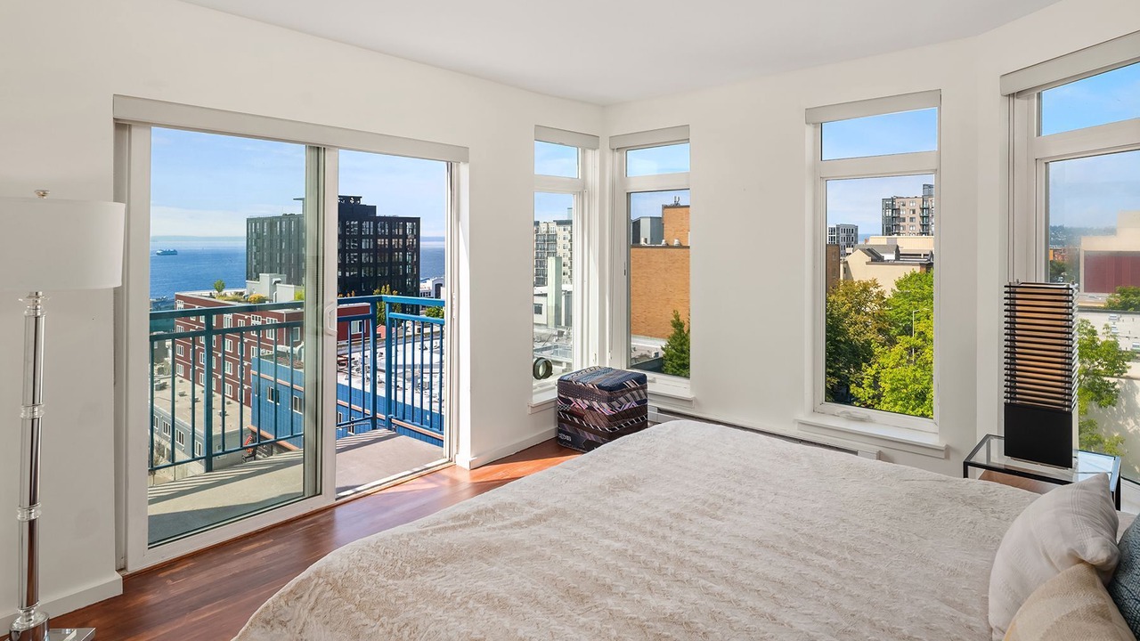 Photo of Bedroom in Belltown