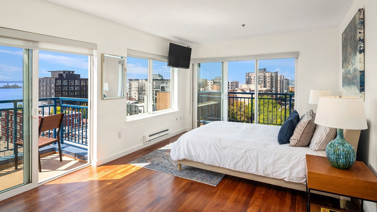 Photo of Bedroom in Belltown