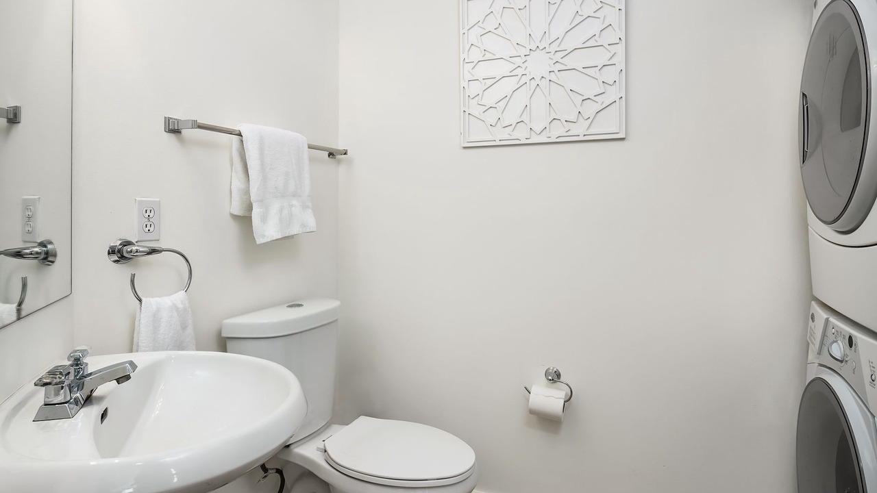 Photo of Bathroom in Belltown