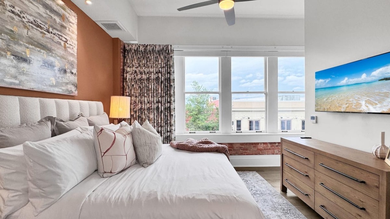 Photo of Bedroom in Downtown