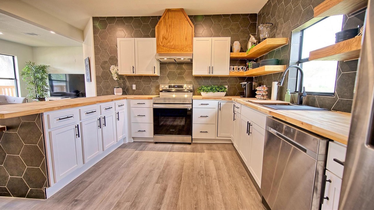 Photo of Kitchen in Saint Jo