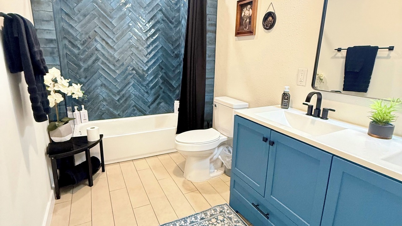 Photo of Bathroom in Saint Jo