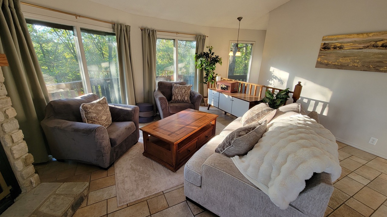 Photo of Livingroom in Saddlebrooke