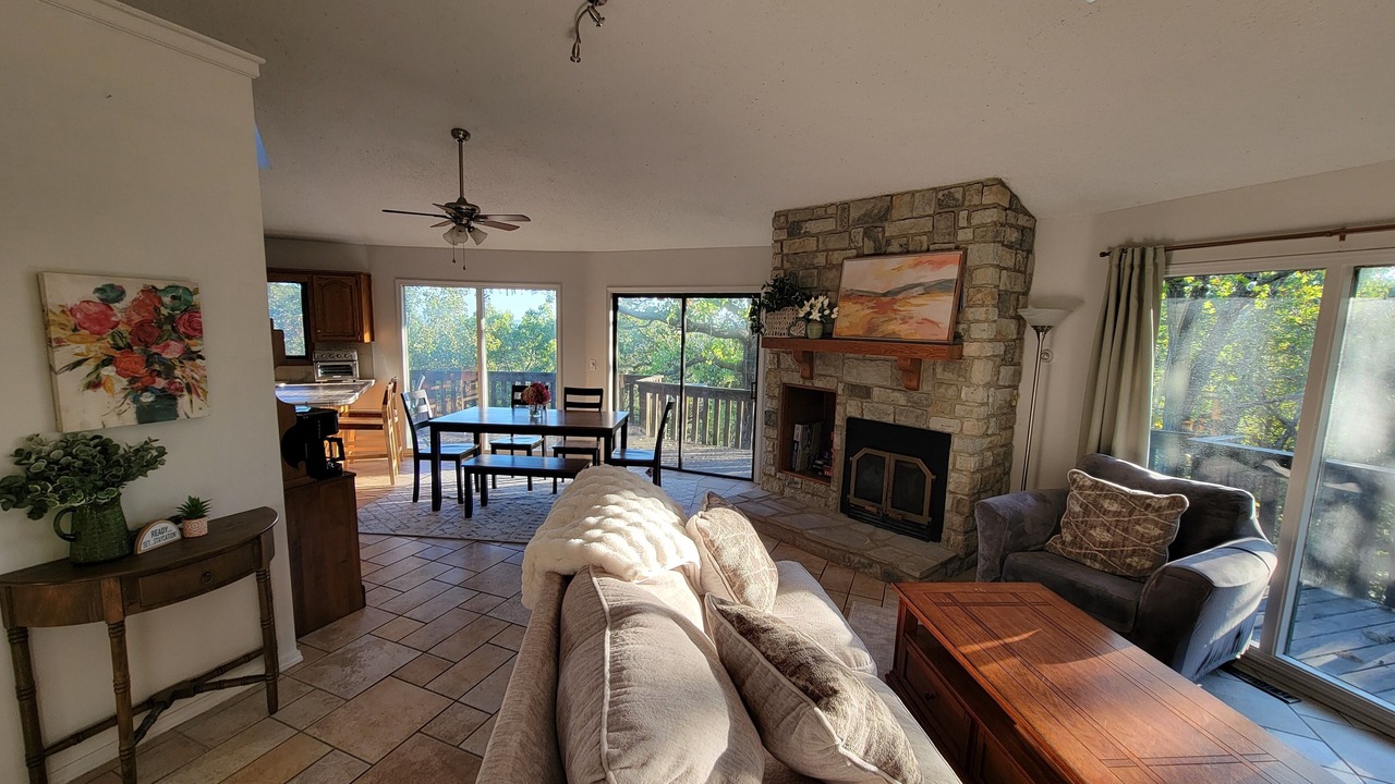Photo of Livingroom in Saddlebrooke