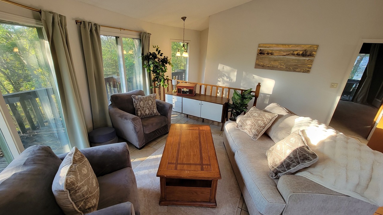 Photo of Livingroom in Saddlebrooke