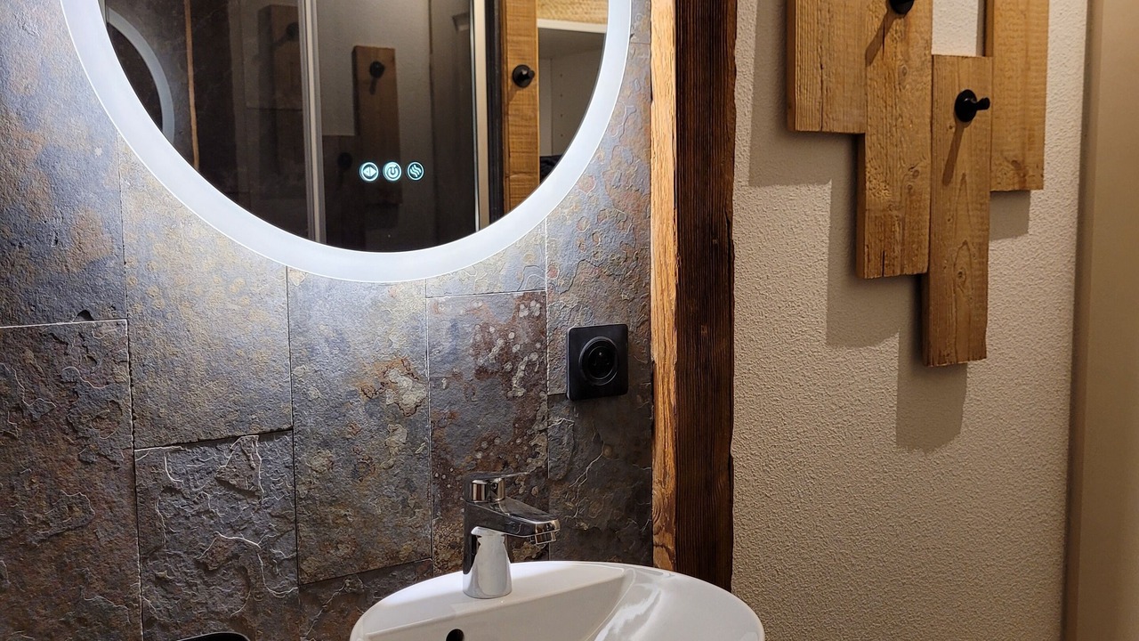 Photo of Bathroom in Guchen