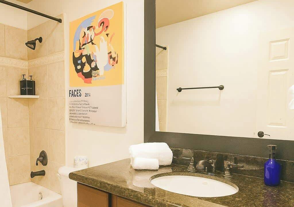 Photo of Bathroom in Woodlake - Briar Meadow