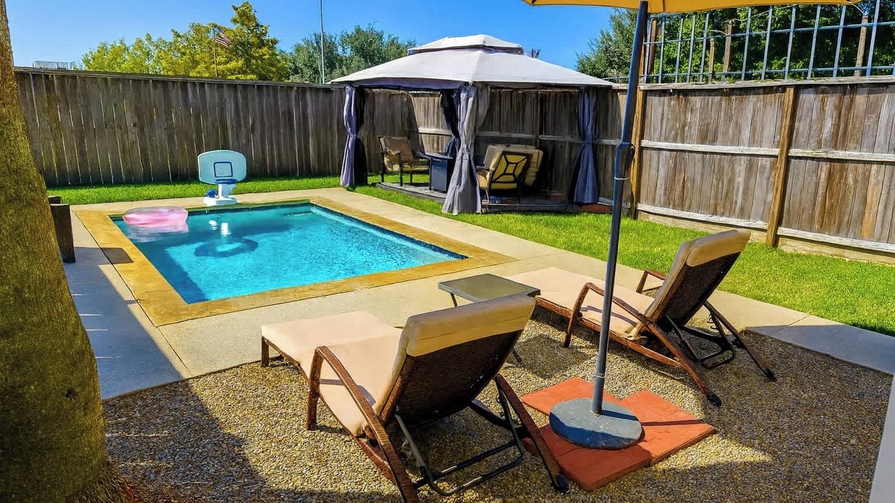 Photo of Outdoor in Woodlake - Briar Meadow