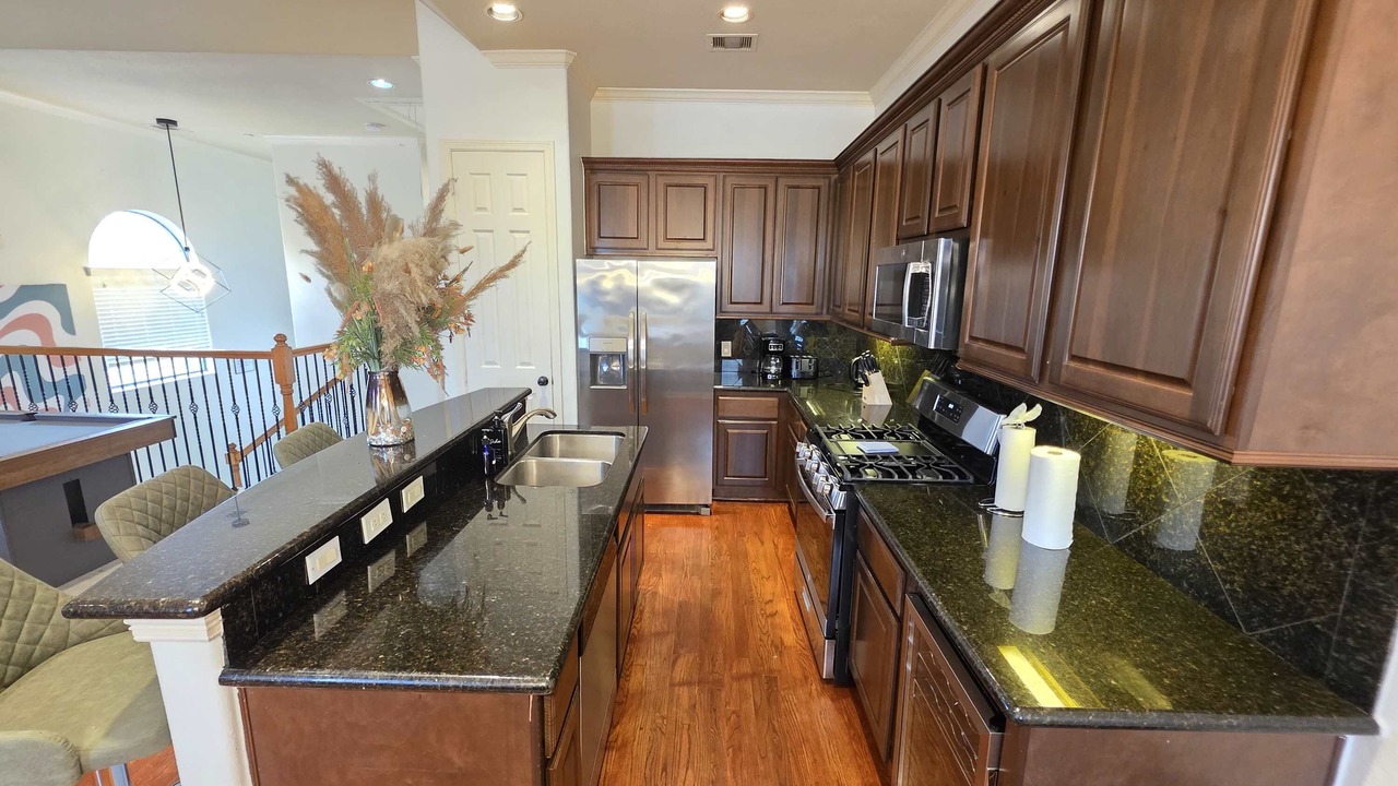 Photo of Kitchen in Woodlake - Briar Meadow