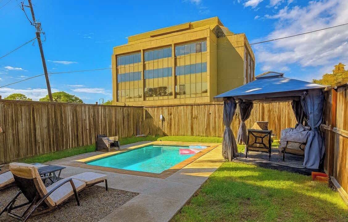 Photo of Outdoor in Woodlake - Briar Meadow