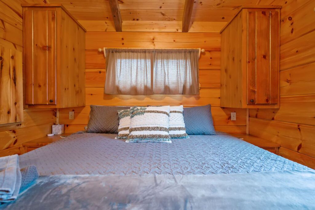 Photo of Bedroom in Raleigh