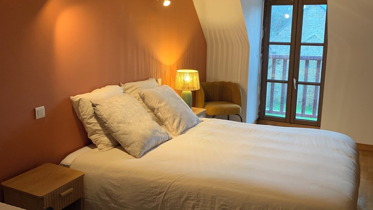 Photo of Bedroom in Poilley