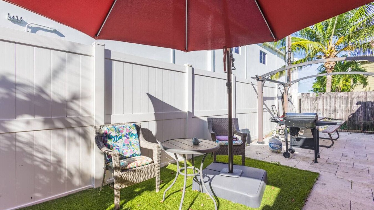 Photo of Outdoor in Parker Ridge
