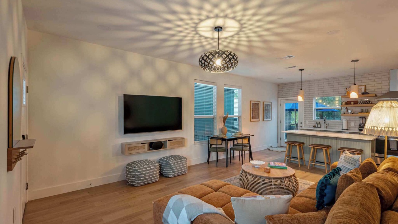 Photo of Livingroom in Chestnut