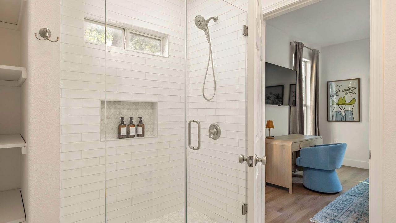 Photo of Bathroom in Chestnut