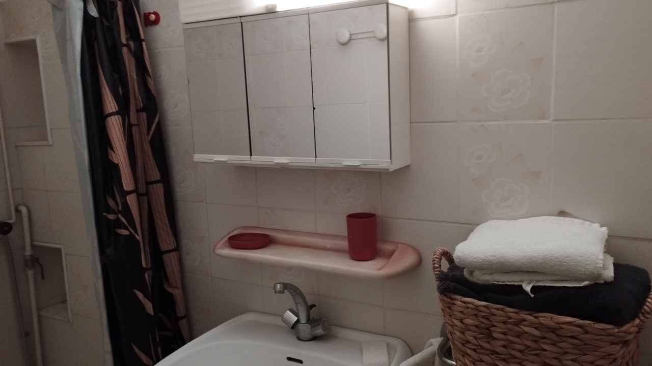 Photo of Bathroom in Teyran