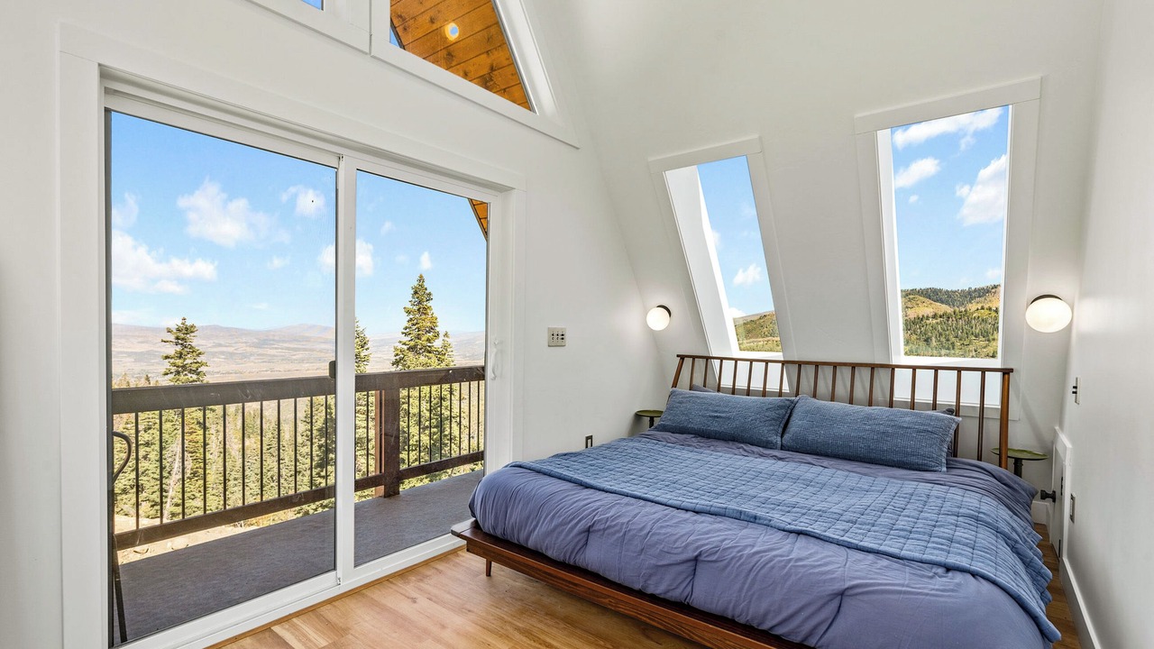 Photo of Bedroom in Mount Pleasant