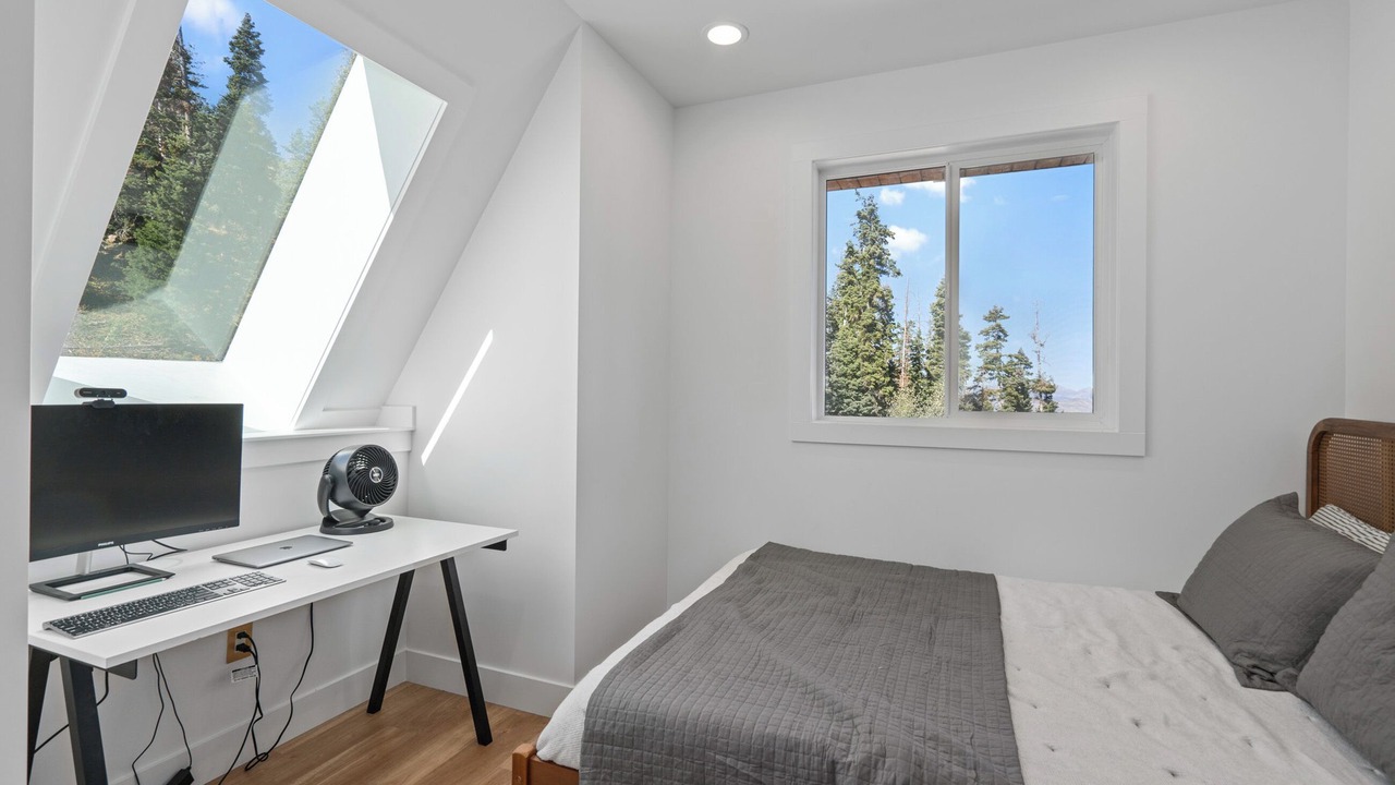 Photo of Bedroom in Mount Pleasant