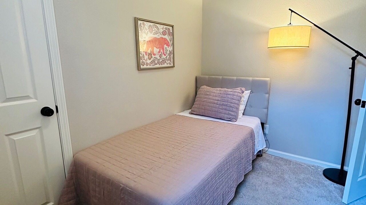 Photo of Bedroom in Roseville