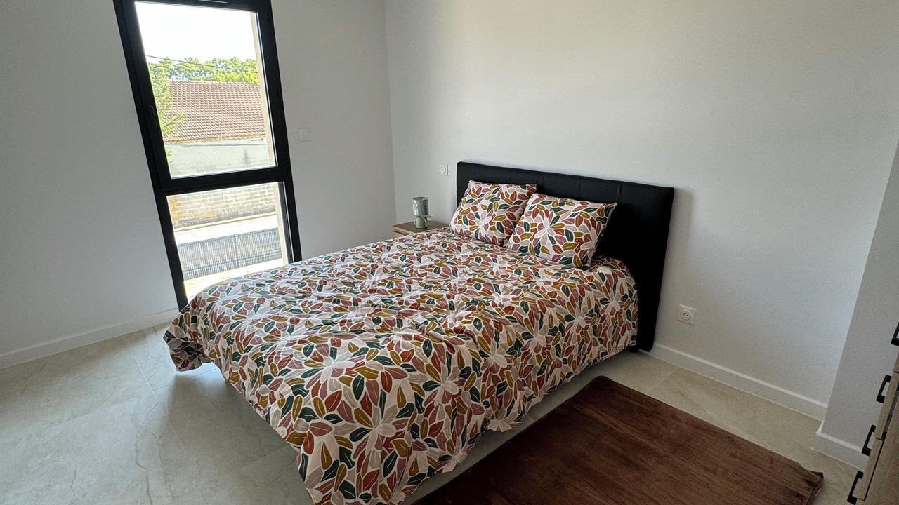 Photo of Bedroom in Violes