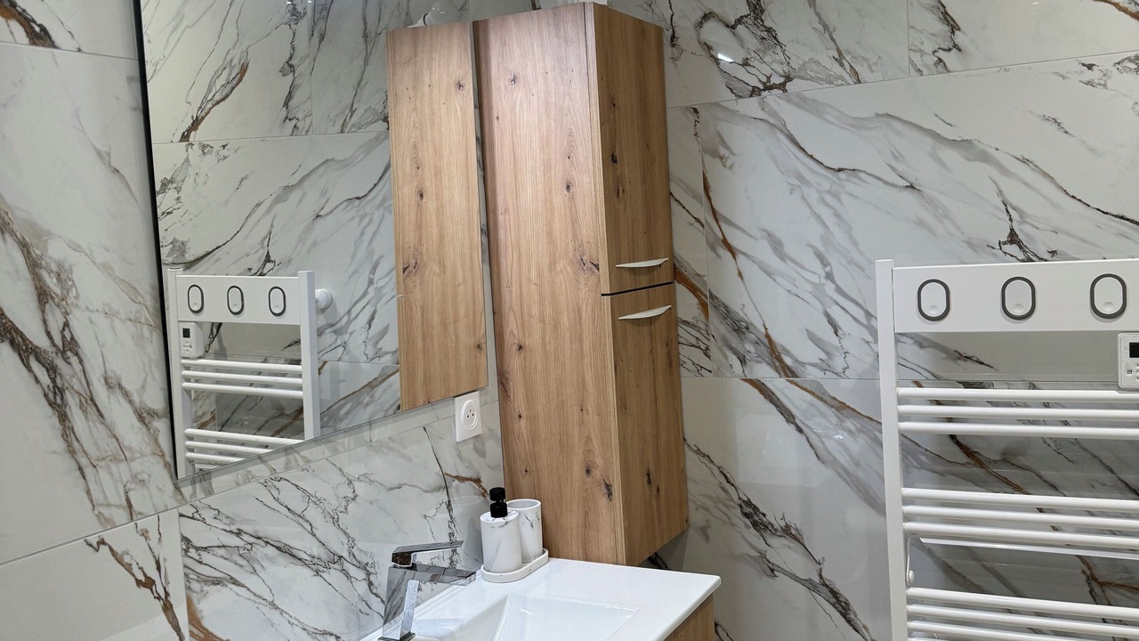 Photo of Bathroom in Violes