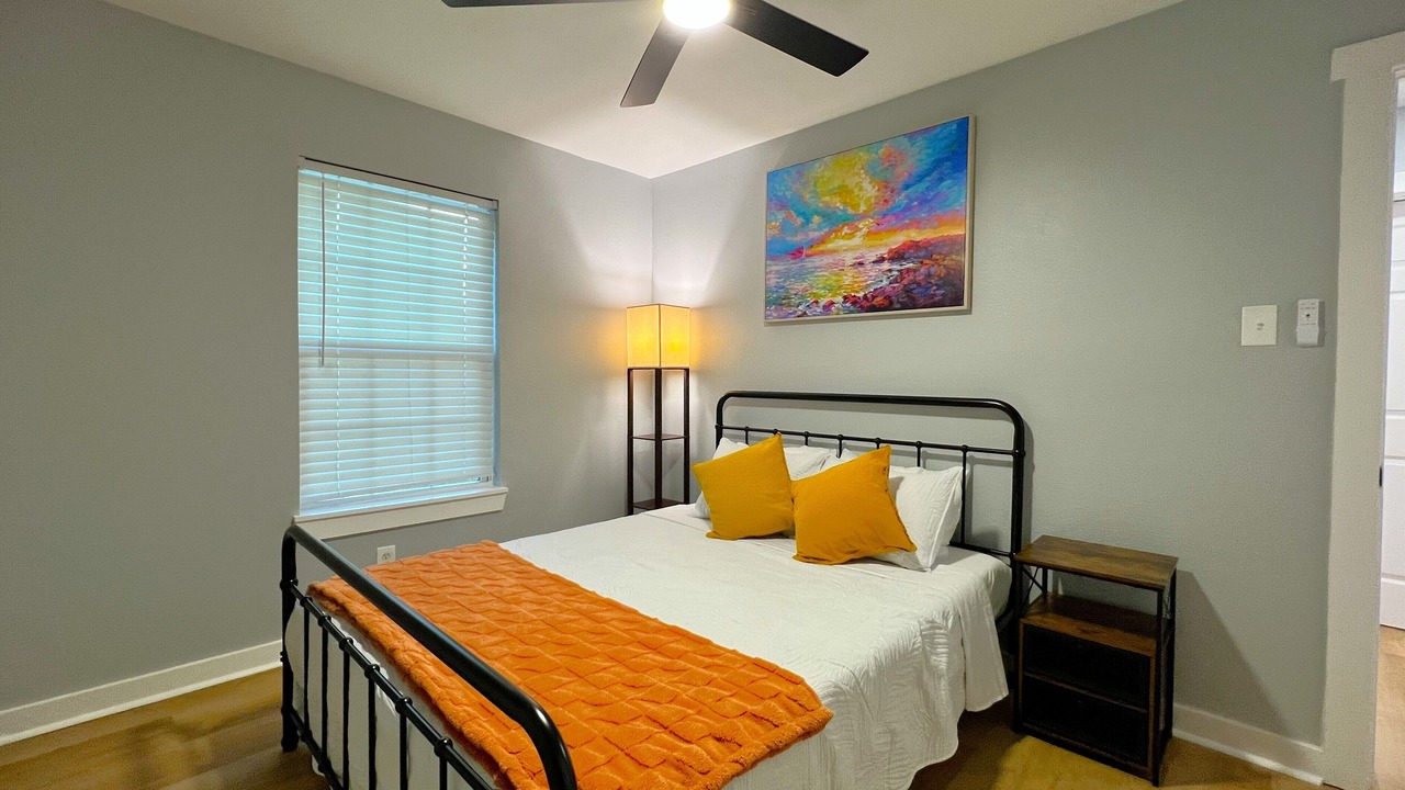 Photo of Bedroom in Hewitt