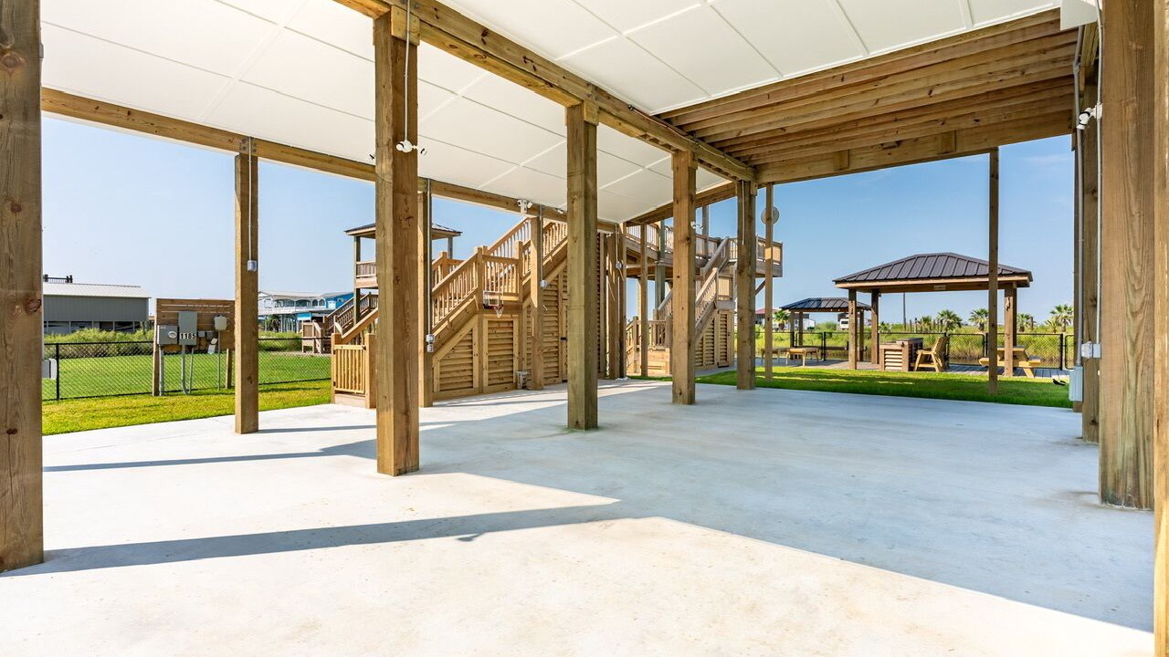 Photo of Patio Balcony in Port Bolivar