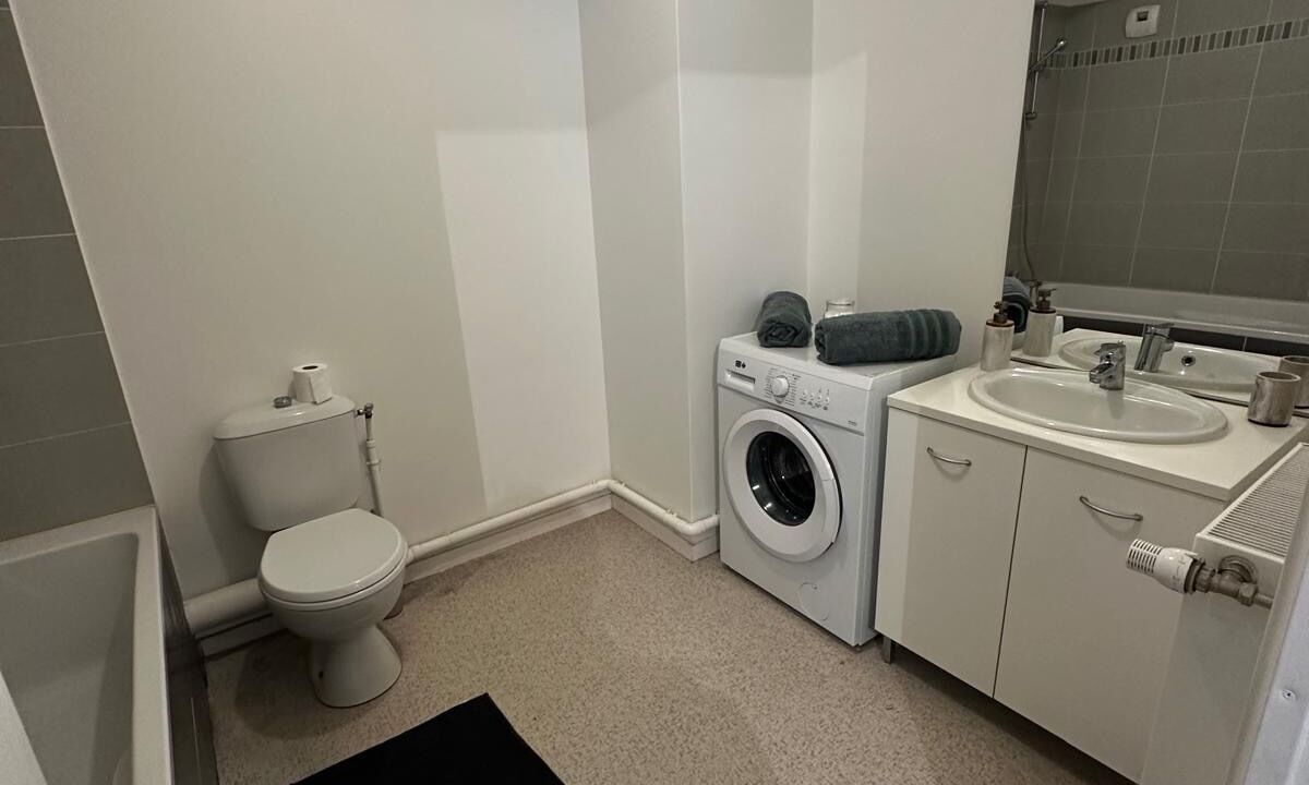 Photo of Bathroom in Carrieres-sous-Poissy