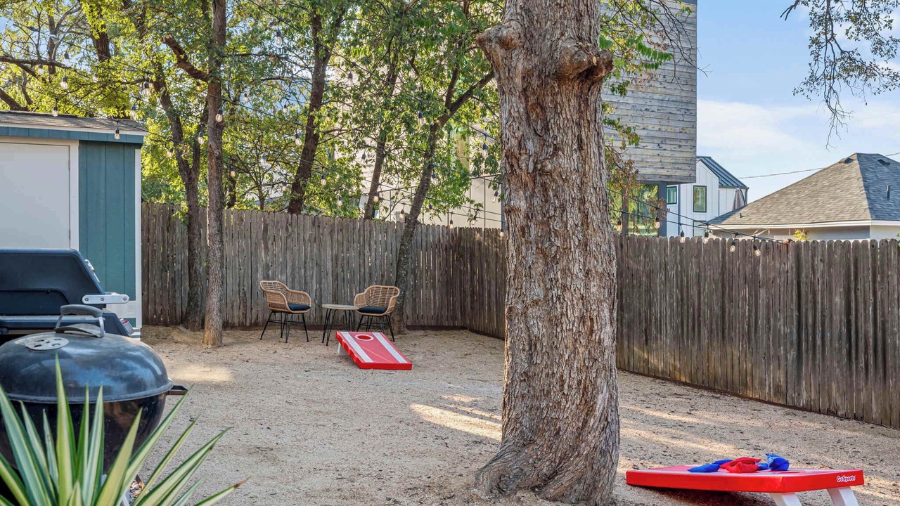 Photo of Outdoor in Chestnut