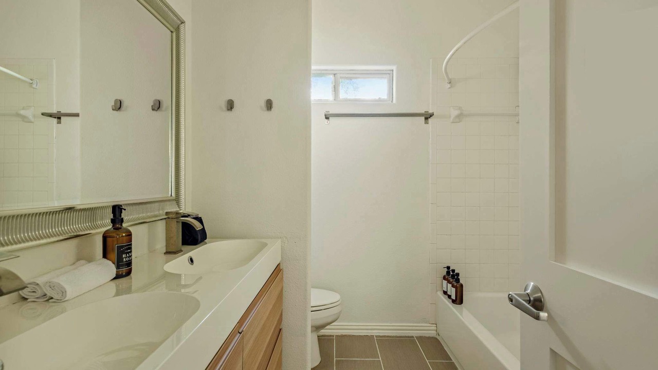 Photo of Bathroom in Chestnut