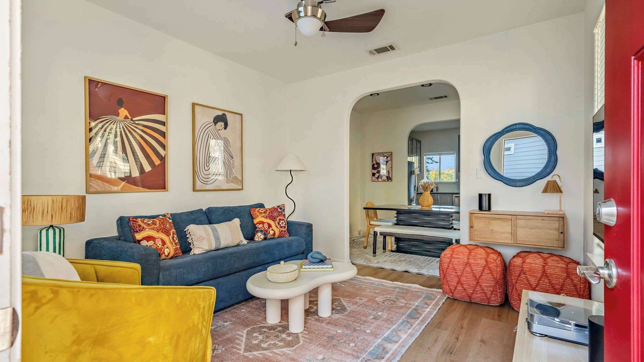 Photo of Livingroom in Chestnut