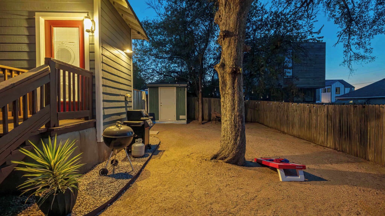 Photo of Patio Balcony in Chestnut