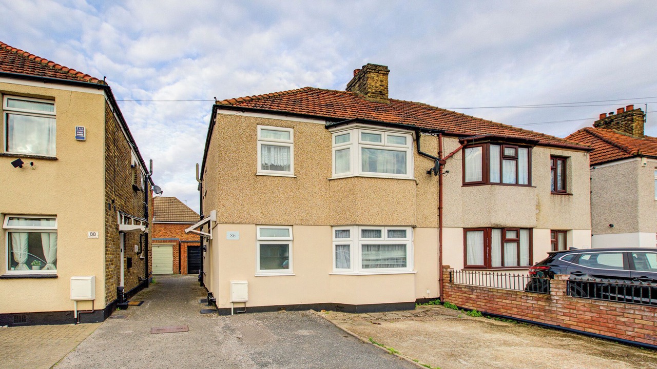 Photo of Outdoor in Welling