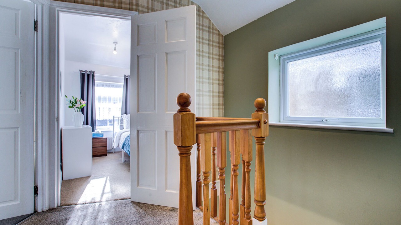 Photo of Others in Welling